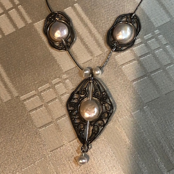 Pearl & Sterling Silver Necklace & Earrings by Israeli Artist YAM Yuval - Picture 4 of 13